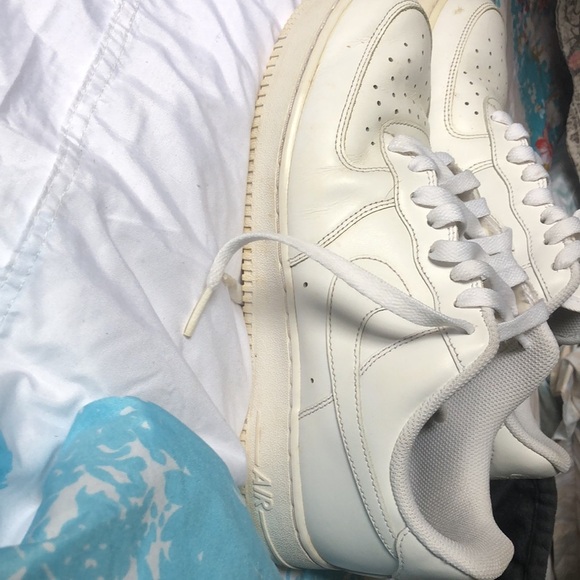 Nike White Sneakers with Perforated Design and Thick Sole - Picture 7 of 8